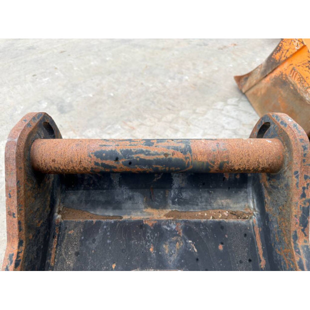 2022 OilQuick OQ65-48983478