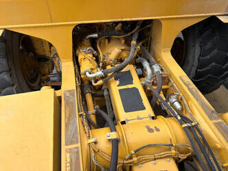 2005-caterpillar-775e-1484453-48983610