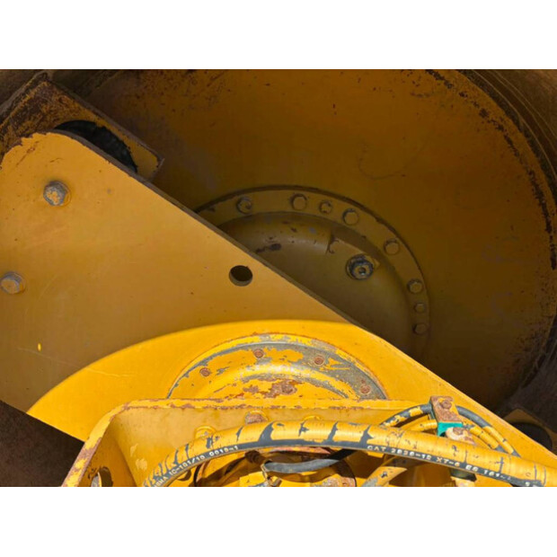 2002 Caterpillar CS563D-48983776