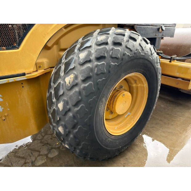 2010 Caterpillar CS74-48983800