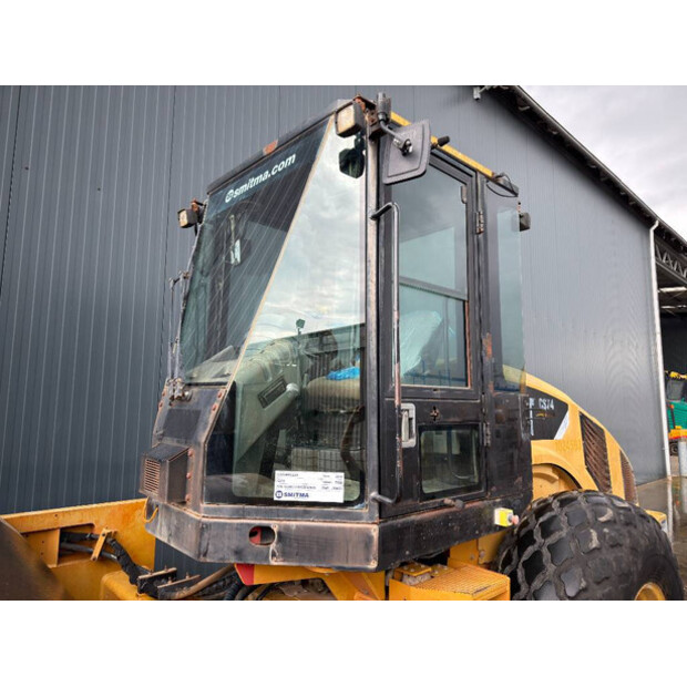 2010 Caterpillar CS74-48983801