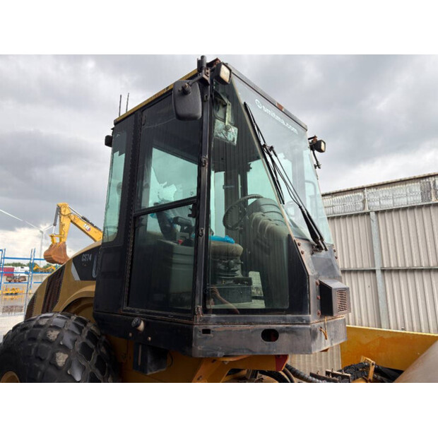 2010 Caterpillar CS74-48983805