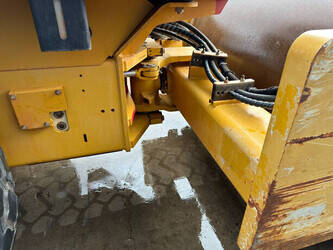 2010-caterpillar-cs74-1484459-48983806