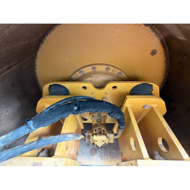 2010 Caterpillar CS74-48983809