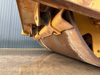 2010-caterpillar-cs74-1484459-48983811