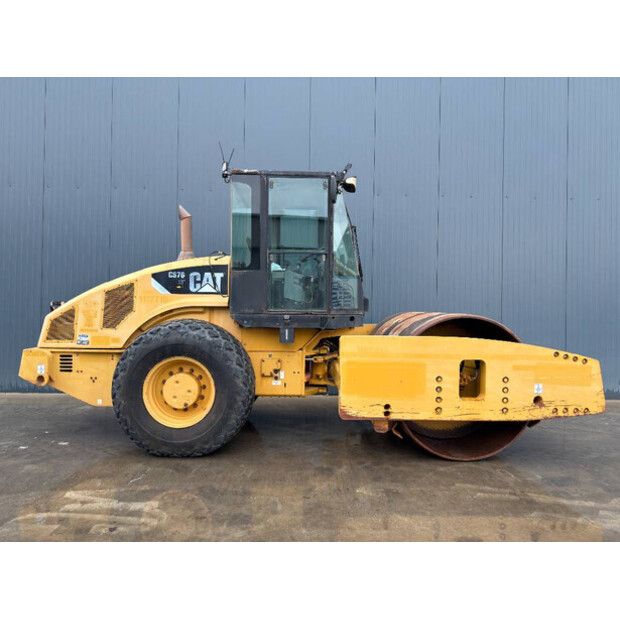 2012 كاتربيلر CS76 XT-48983875