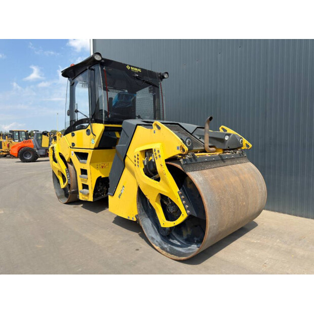 2019 BOMAG BW161ADO-5-48984172