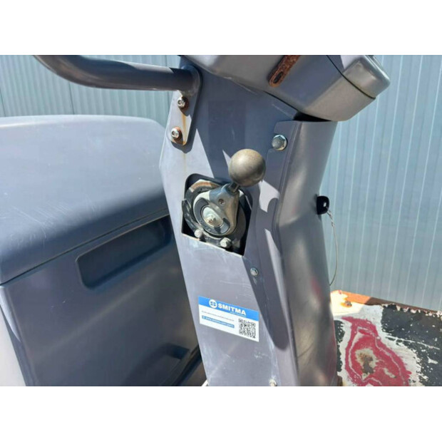 2018 DYNAPAC CC1300-48984400