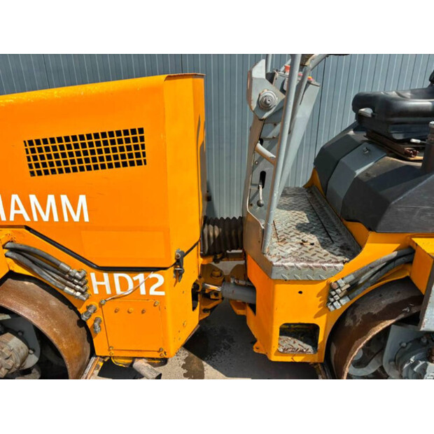 2005 هام HD12-48984568