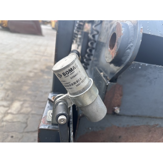 Screeds BOMAG Used-48984880