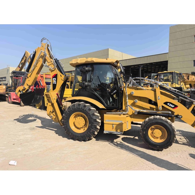 2024 Caterpillar 420F-48986332