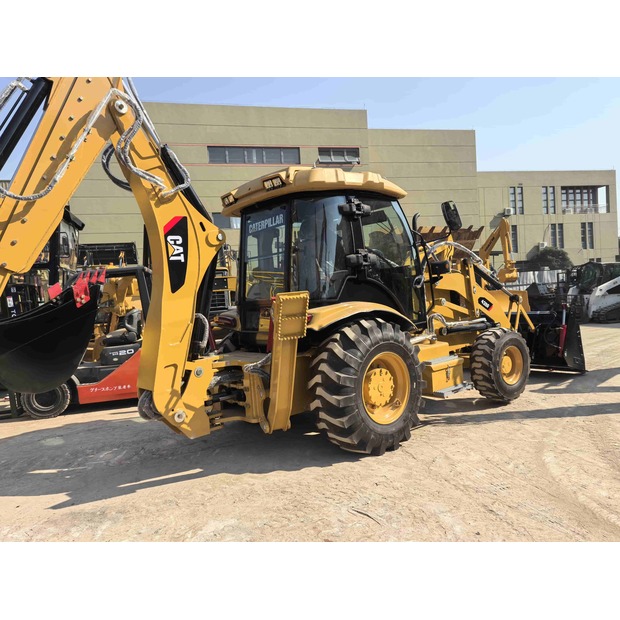 2024 Caterpillar 420F-48986337