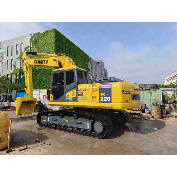 2024 Komatsu PC220-7-48986339