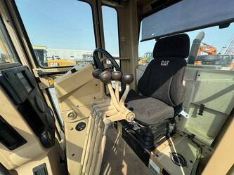 2018-caterpillar-140k-1465146-48987249