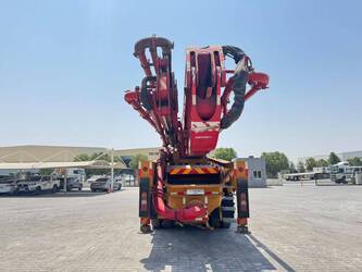 2018-mercedes-benz-actros-4144-1484551-48987257