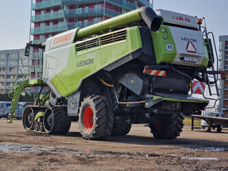 2013-claas-lexion-760tt-1412040-48987891