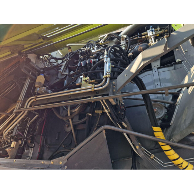 2013 CLAAS Lexion 760TT-48987901