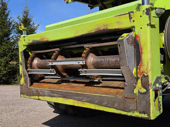 2011-claas-lexion-770tt-48987917