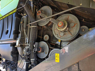 2011-claas-lexion-770tt-48987922
