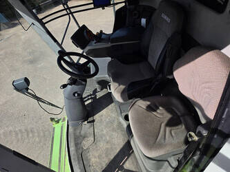 2011-claas-lexion-770tt-48987955