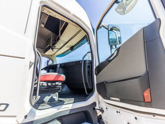2017-volvo-fh500-1479375-48988147