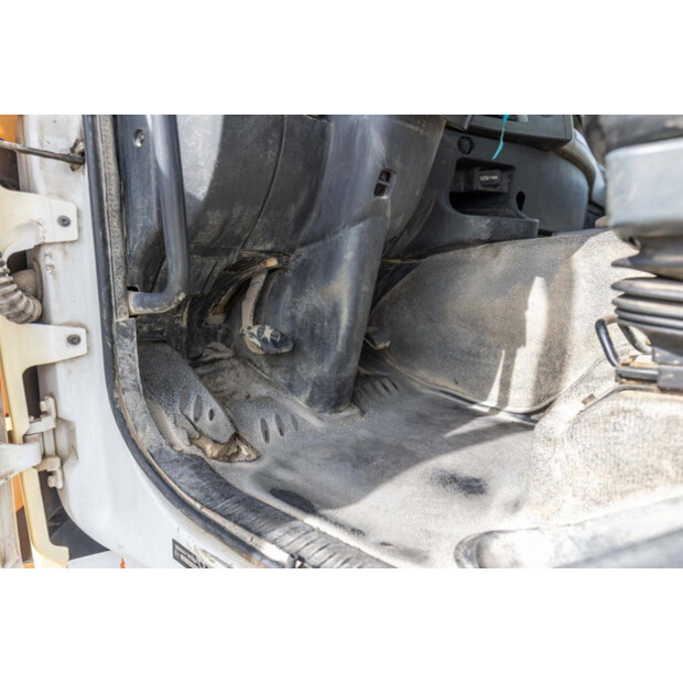 2011 Renault PREMIUM LANDER 380-48988255