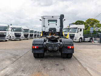 2019-mercedes-benz-arocs-1945-48988458