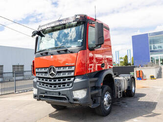 2016-mercedes-benz-arocs-1840-48988481