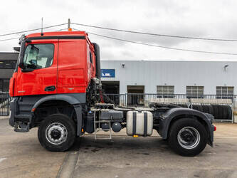 2017-mercedes-benz-arocs-1840-48988512