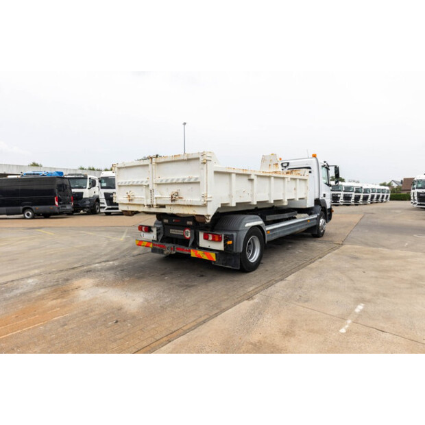 2015 Mercedes-Benz Atego 1624-48988536