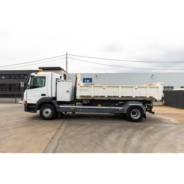 2015 Mercedes-Benz Atego 1624-48988539