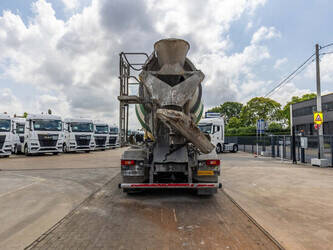 2014-volvo-fm-370-48988562