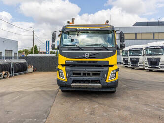 2014-volvo-fm-370-48988566