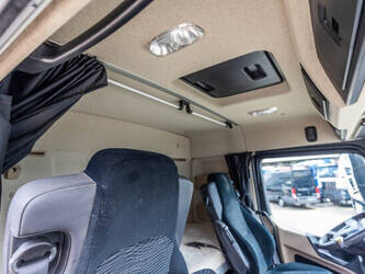 2018-mercedes-benz-actros-1845-ls-1484577-48988600