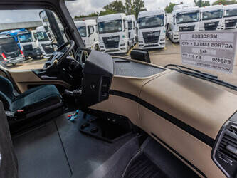 2018-mercedes-benz-actros-1845-ls-1484577-48988602