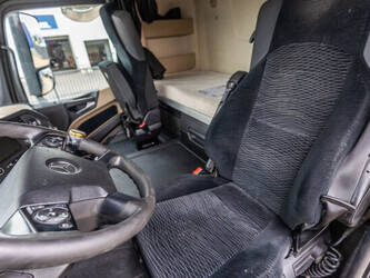 2018-mercedes-benz-actros-1845-ls-1484577-48988605