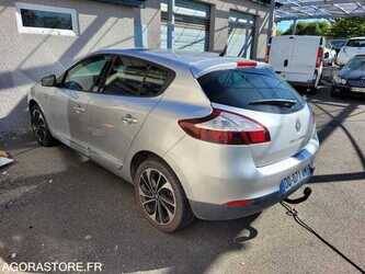 2015-renault-megane-1484687-48993757