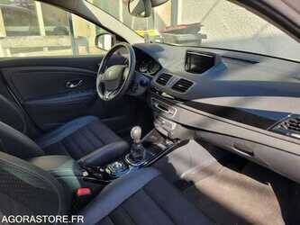 2015-renault-megane-1484687-48993761