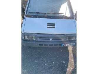 renault-master-1484688-48993771