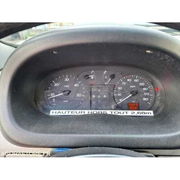 2003 Renault Master-48993805