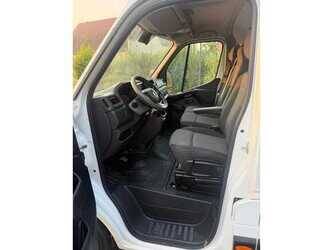 renault-master-rt-48993813
