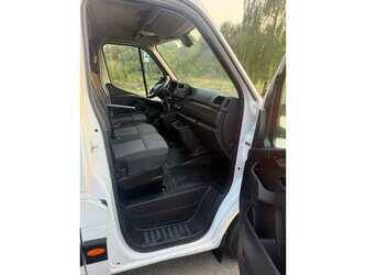 renault-master-rt-48993816