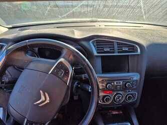citroen-c4-1484699-48993920