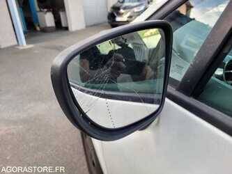 2015-renault-clio-1484701-48993949