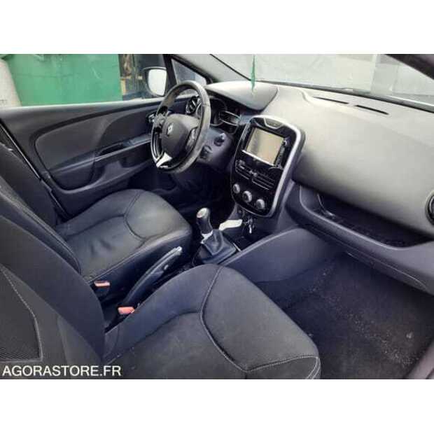 2015 رينو Clio-48993952