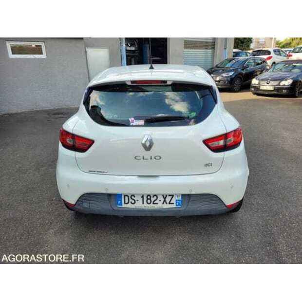 2015 رينو Clio-48993958