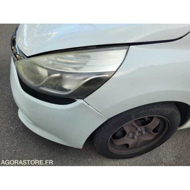 2015 رينو Clio-48993961