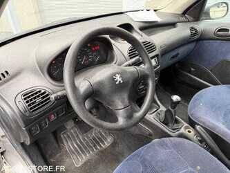 2001-peugeot-206-1484706-48993995