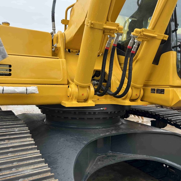 2024 Komatsu PC200-48994263