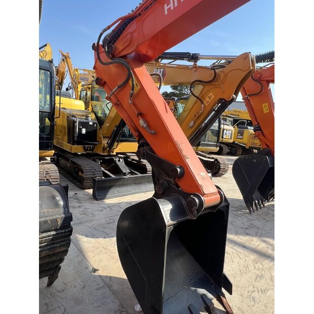 2023 هيتاشى ZX70-48994291